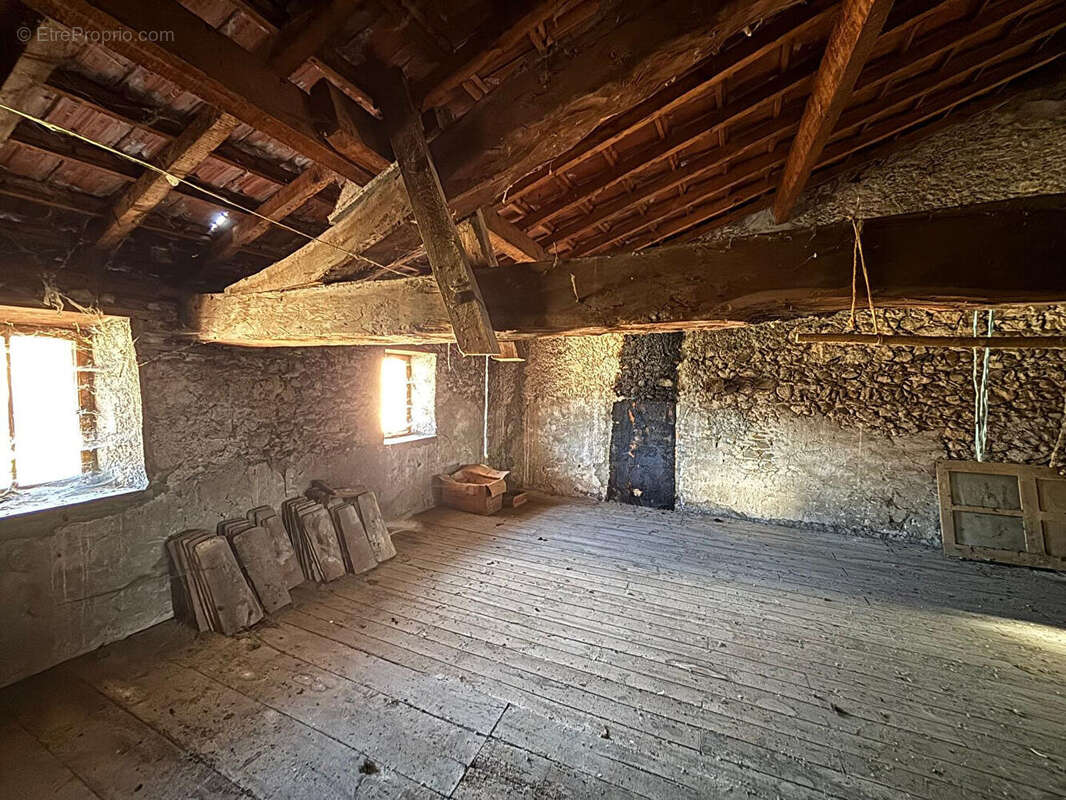 Maison à LESTELLE-DE-SAINT-MARTORY