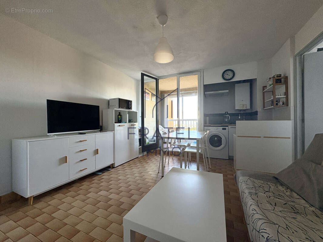 Appartement à MAUGUIO