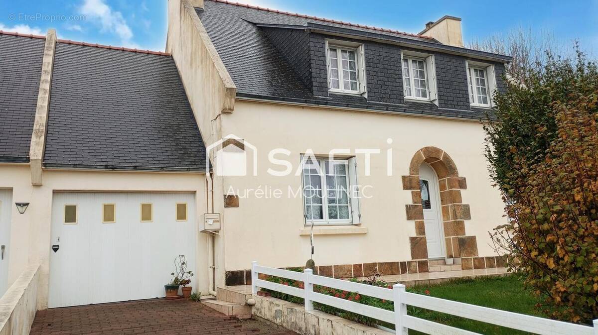 Photo 1 - Maison à POULLAN-SUR-MER