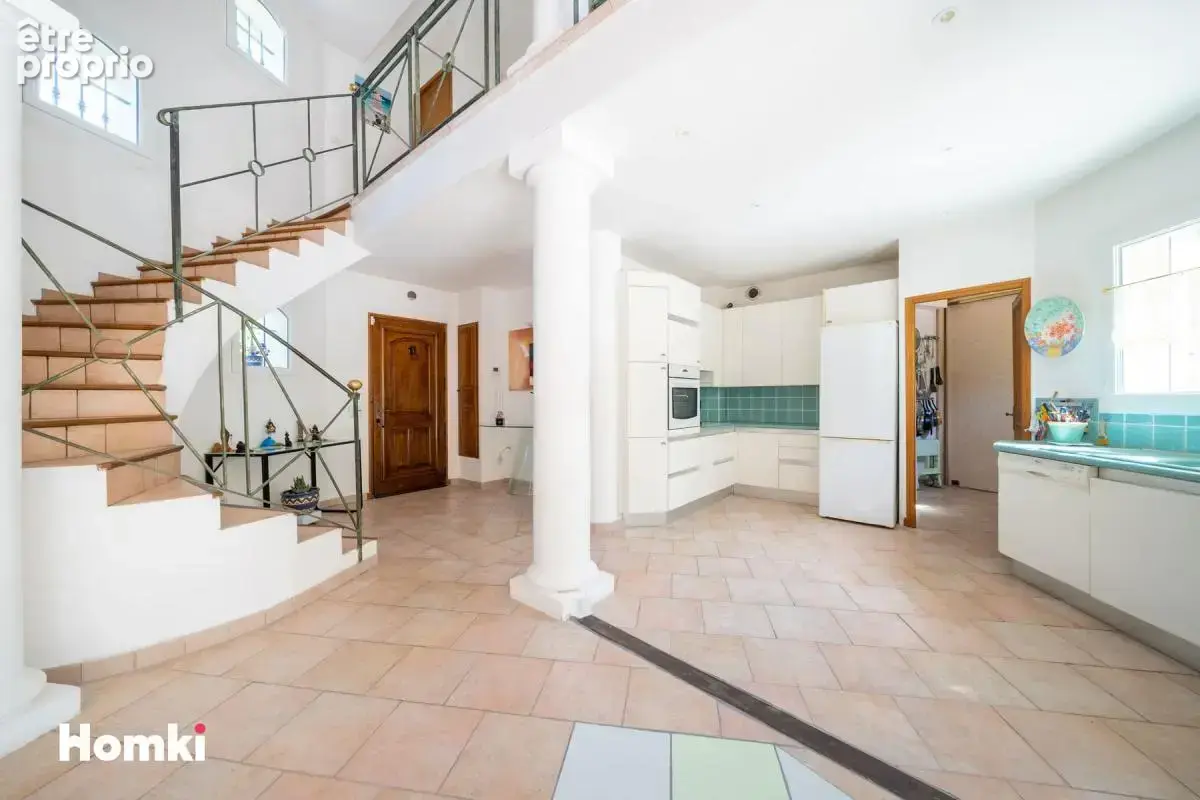 Proche Aix en Provence  – Villa d’exception avec appartement indépendant, piscine et prestations énergétiques remarquables - photo 7