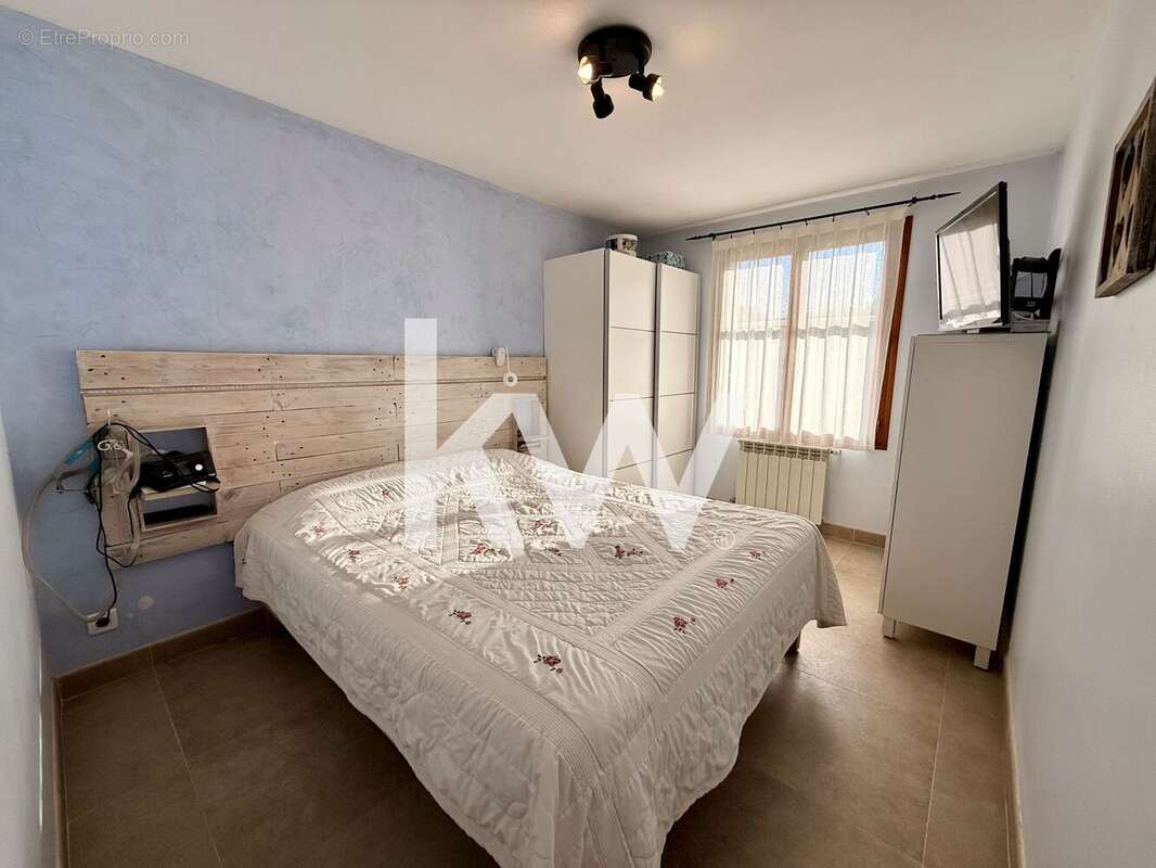 Maison à POURRIERES