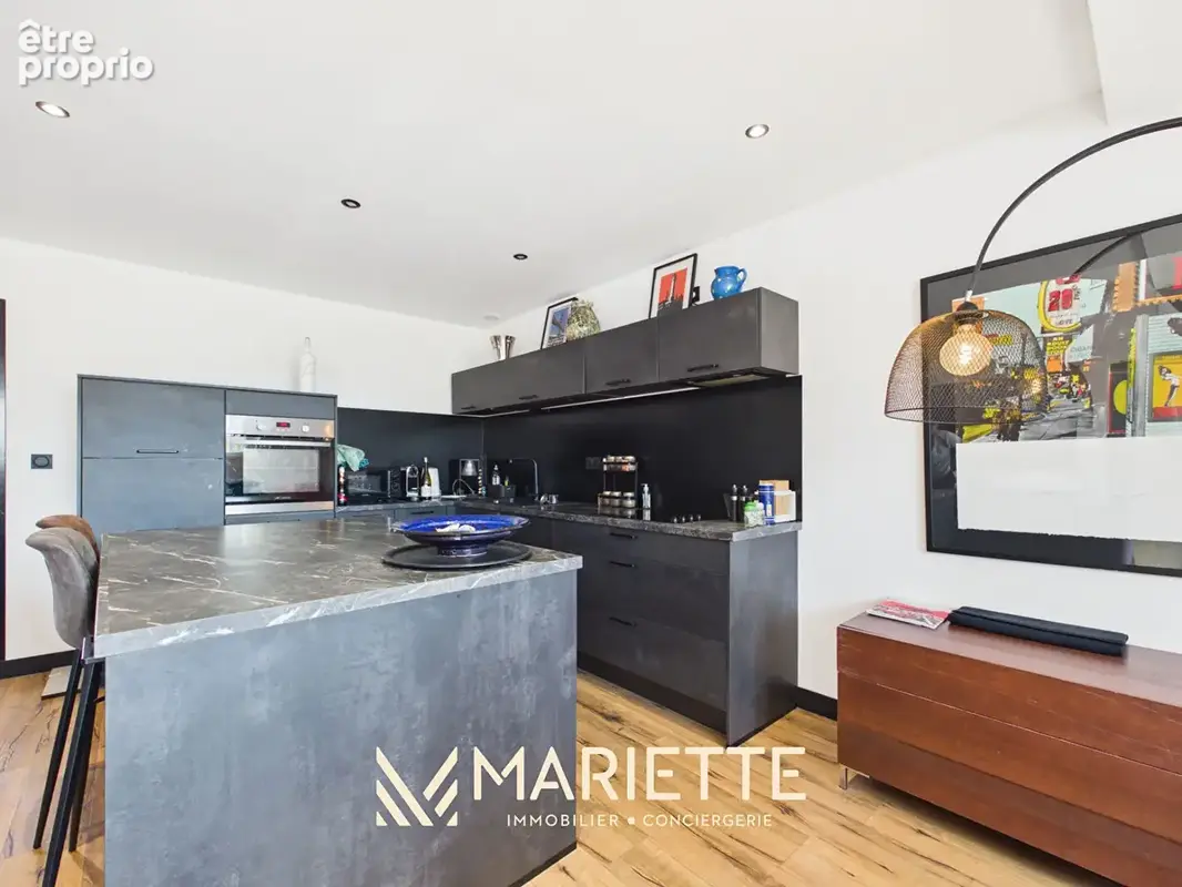 "RIDGE", Lorient coeur de ville appartement de 83 m2 au dernier étage d'un immeuble de caractère - photo 4