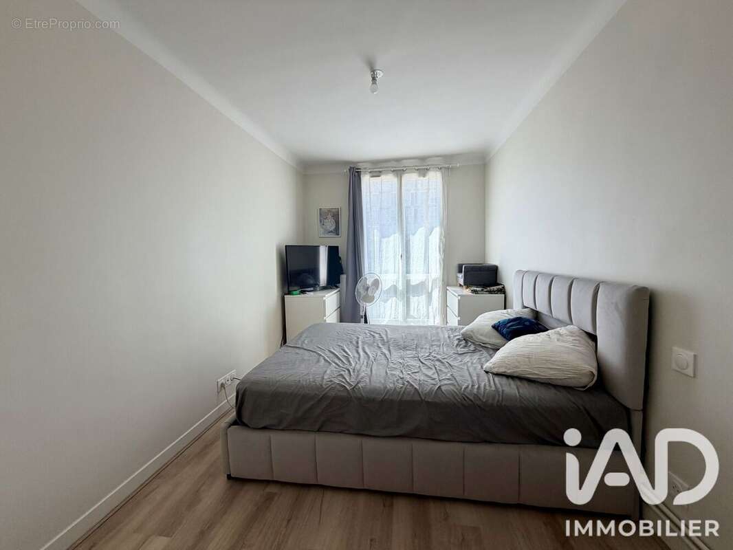 Photo 7 - Appartement à CHOISY-LE-ROI