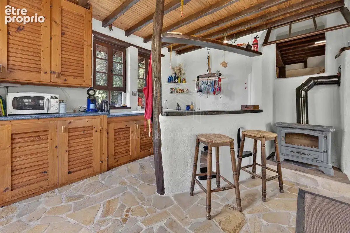 Maisons de vacances avec rivière, piscine, sur 1,25 hectare - photo 4