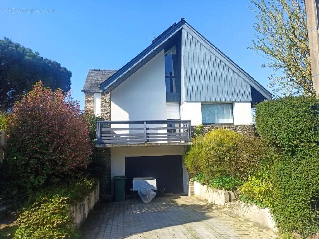 Maison à SAINT-SAMSON-SUR-RANCE