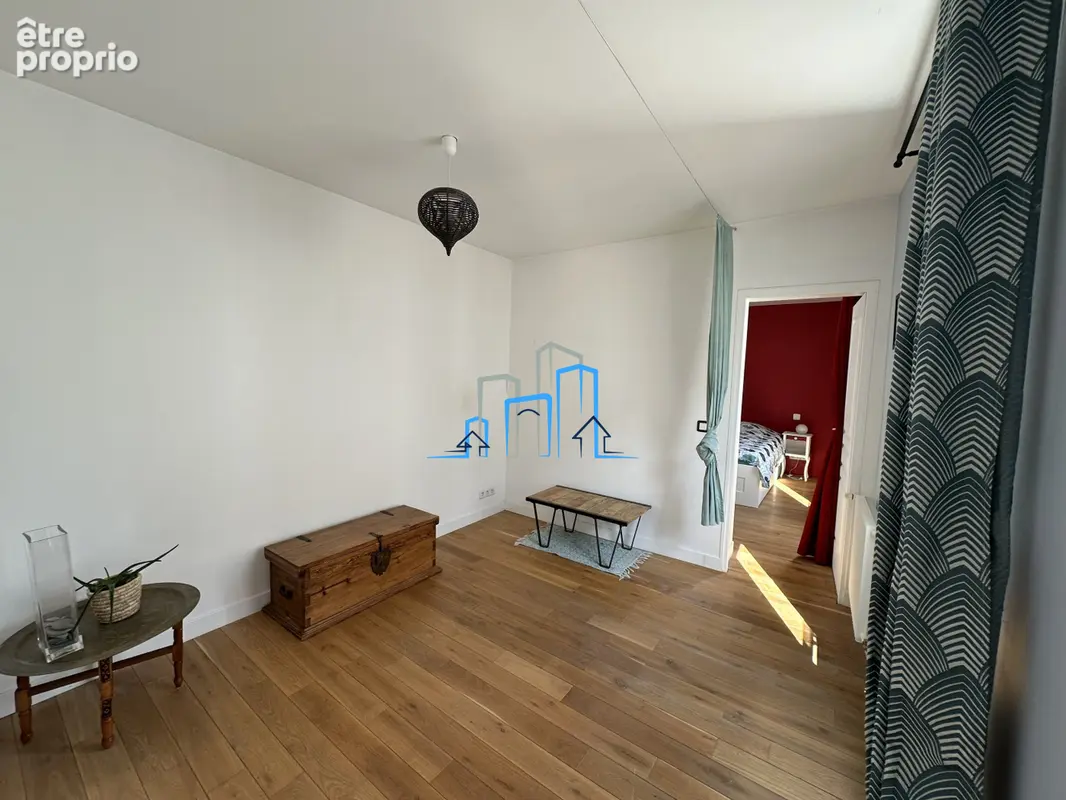 Appartement 3 pièces 50 m² à vendre à Paris-18e (75018) - photo 4