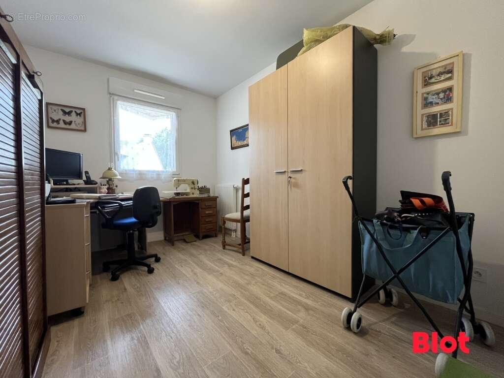 Appartement 79 m² à Mordelles  - photo 7