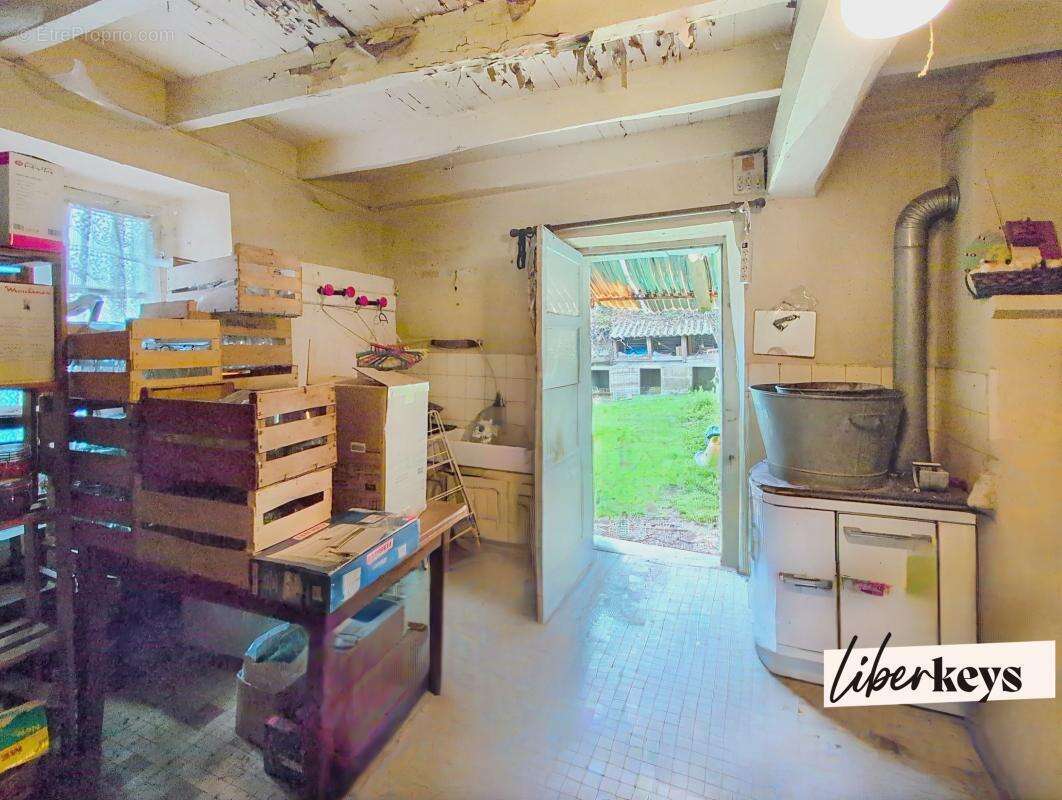 Maison à MONTREUIL-BELLAY