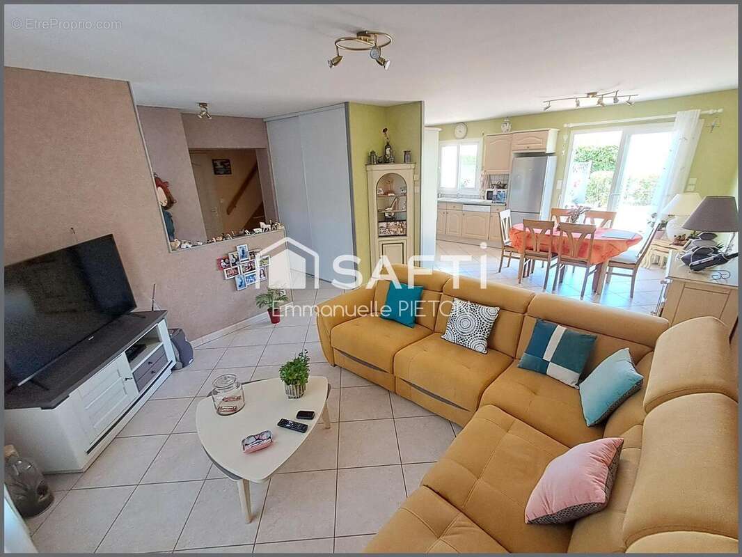 Maison 112 m² à Neuville-De-Poitou  - photo 4