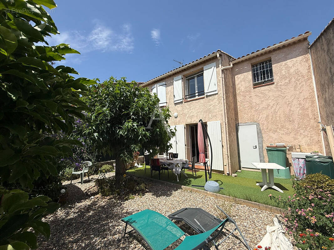 Maison à LA CRAU