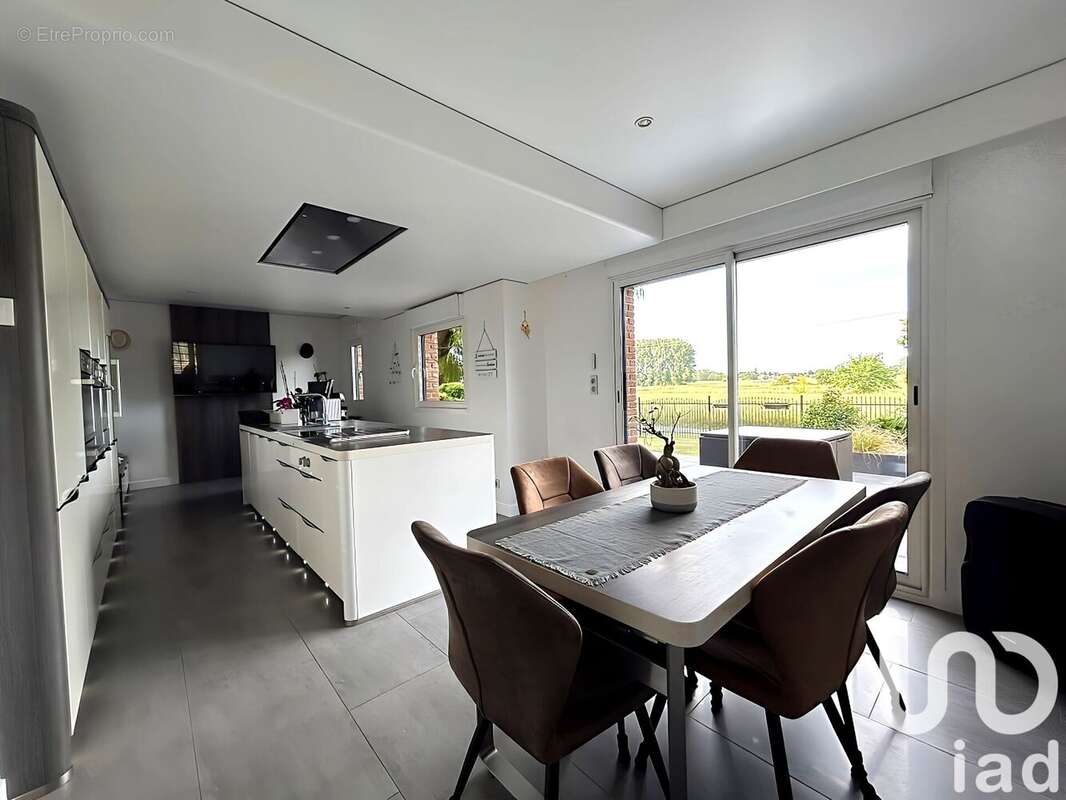 Photo 9 - Maison à AUBRY-DU-HAINAUT