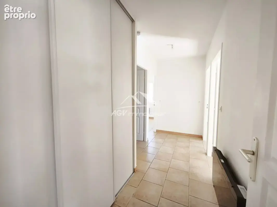Lézan, maison plain pied, 2 chambres + 1 bureau, garage, terrain clos - photo 12