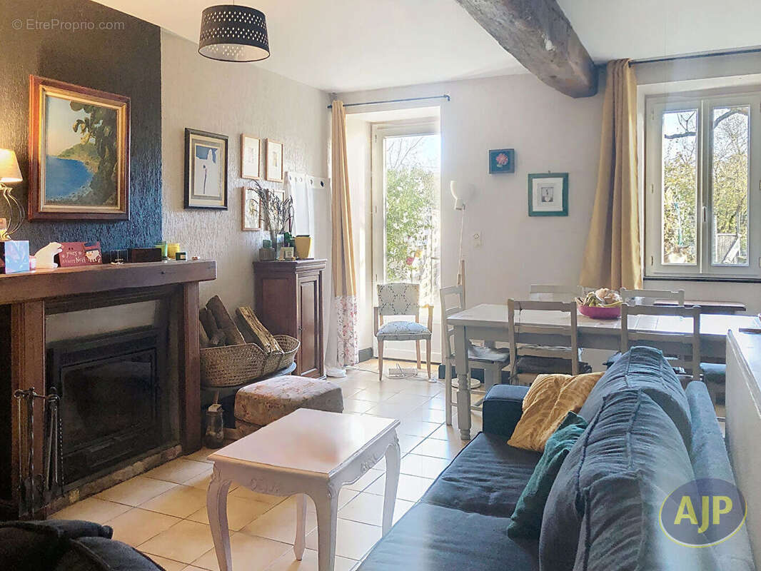 Maison à MAULEVRIER