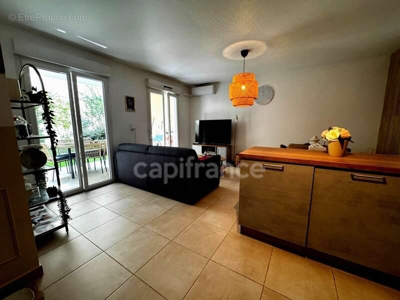 Appartement à COGOLIN