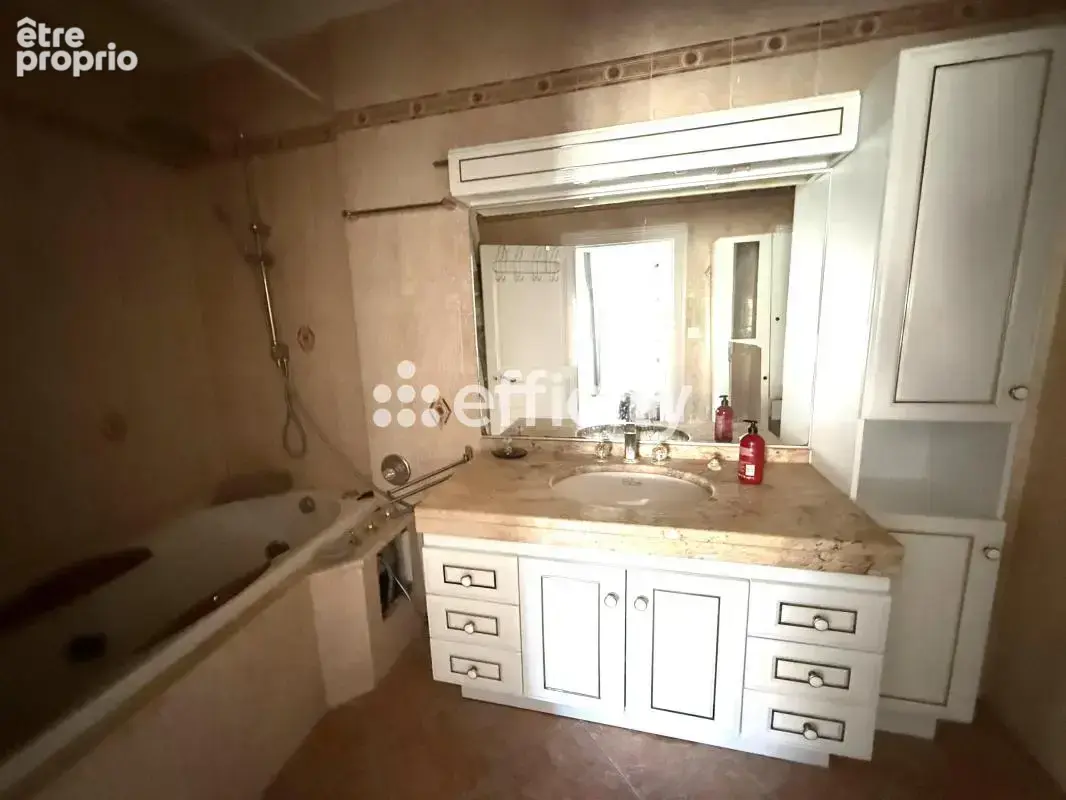 Maison 6 pièces 165 m² à vendre à Chaunay (86510) - photo 12