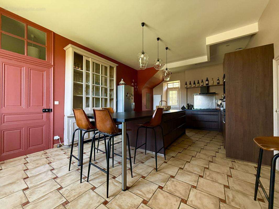 Maison à CHASSIERS