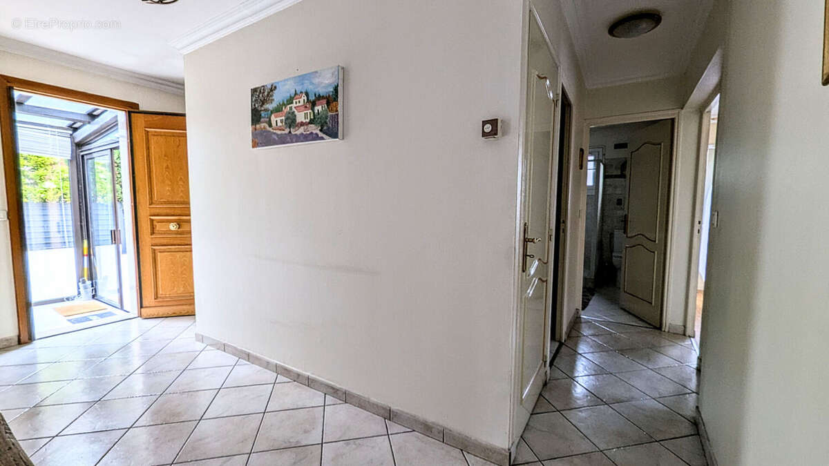 Maison individuelle Saint Denis 5 pièce(s) 100 m2 - photo 3