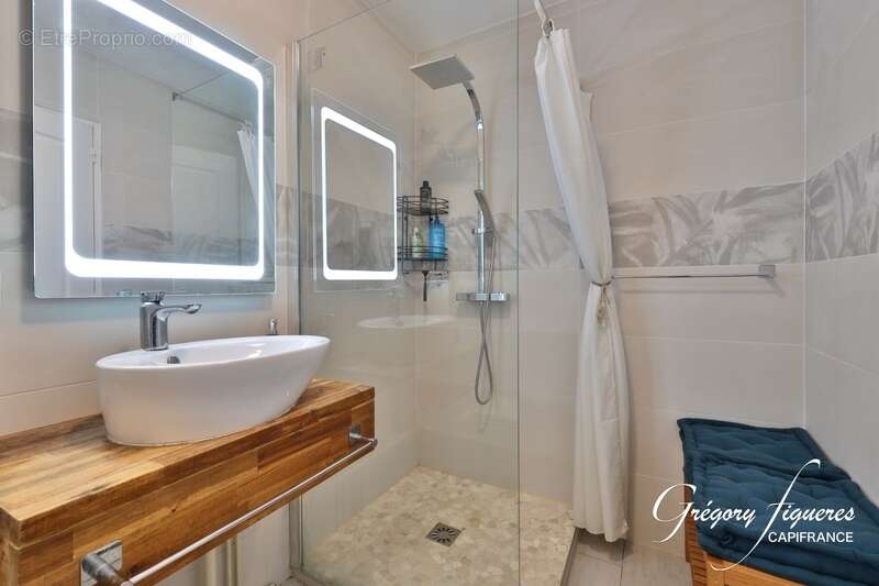 Appartement à SAINT-PRIEST
