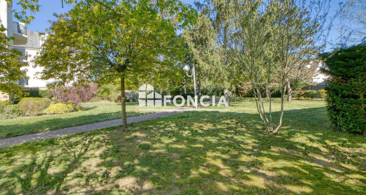 Appartement à VERNEUIL-SUR-SEINE