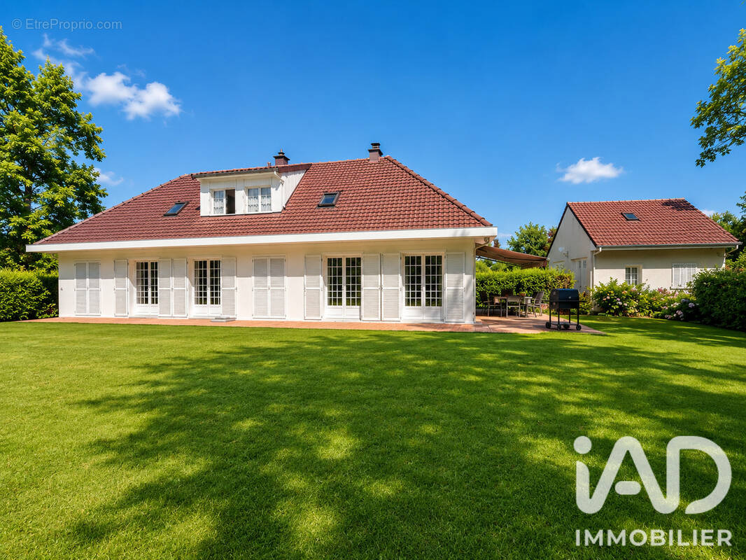 Photo 1 - Maison à NEUILLY-SAINT-FRONT