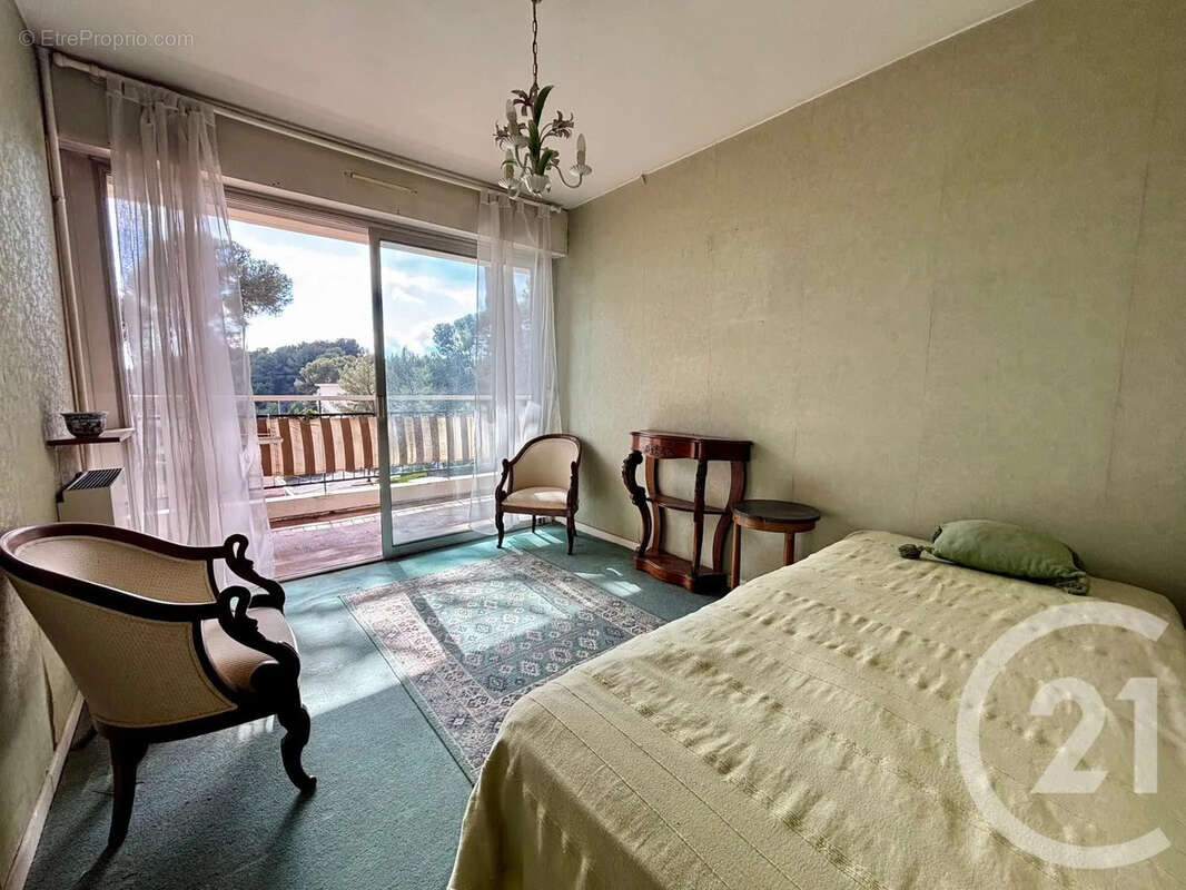 Appartement à LE CANNET