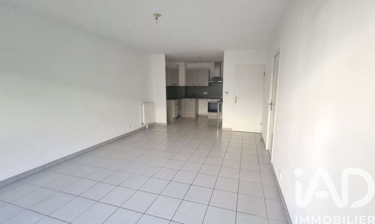 Photo 2 - Appartement à MENNECY