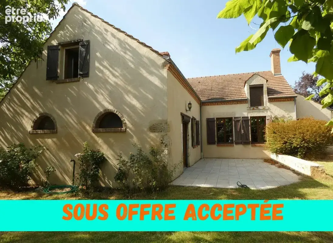 Maison à OUVROUER-LES-CHAMPS