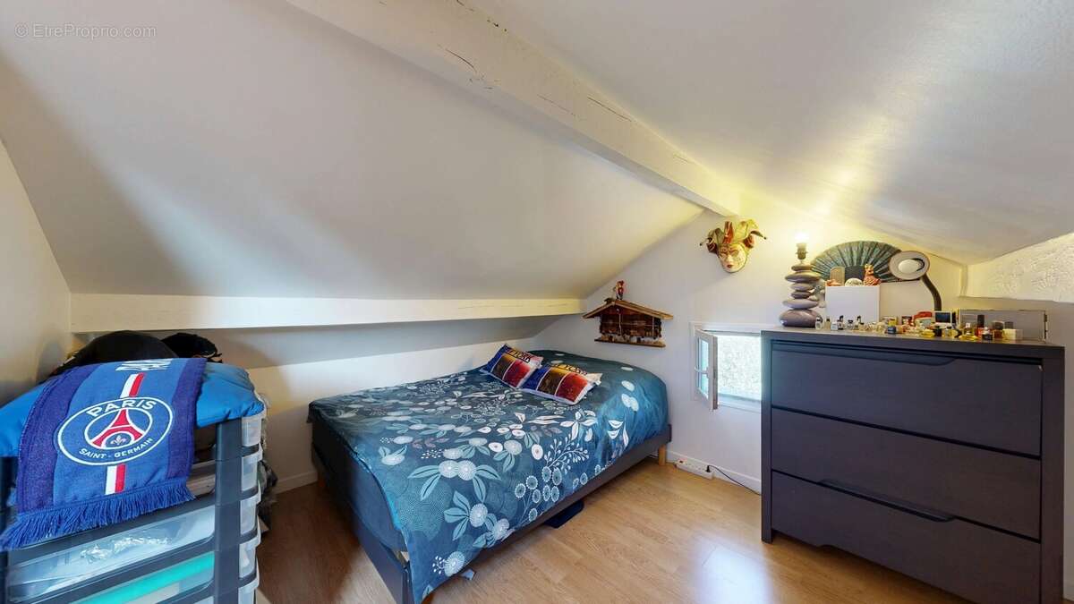 Maison 92 m² à Montfermeil  - photo 16