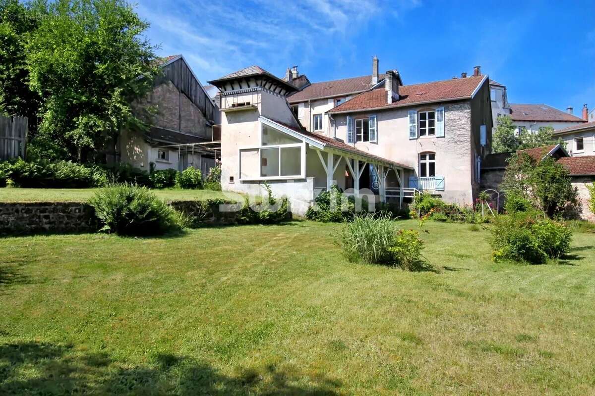 Maison 367 m² à Bruyeres  - photo 2
