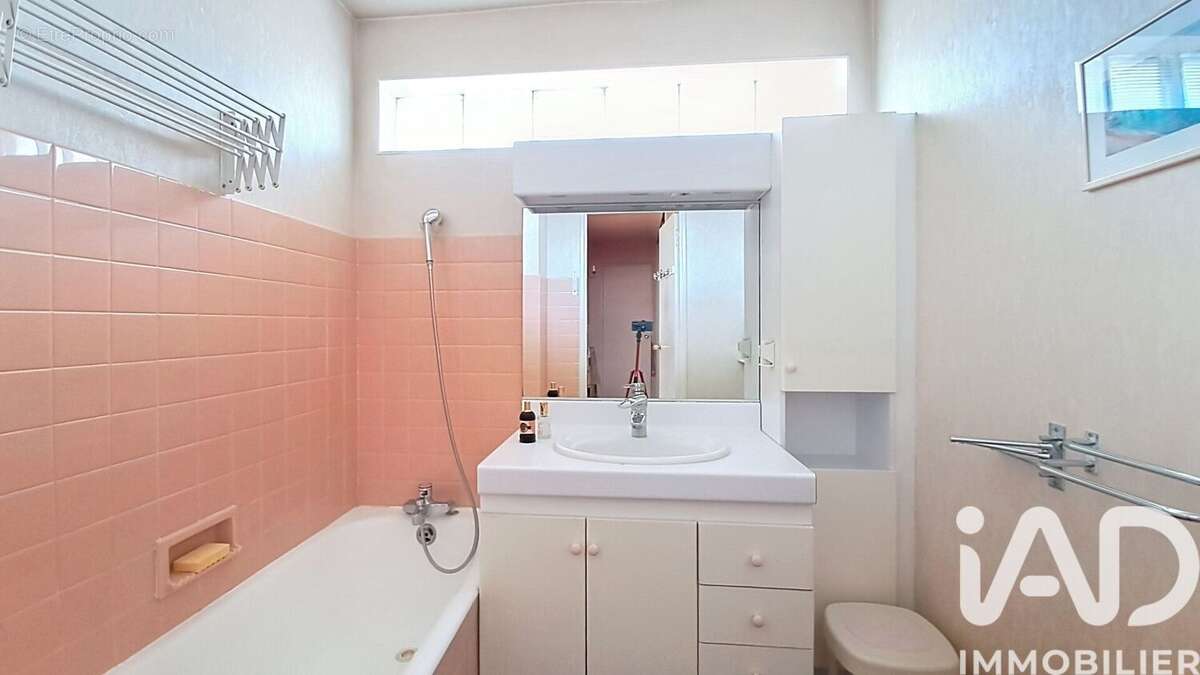 Photo 8 - Appartement à MONTROUGE