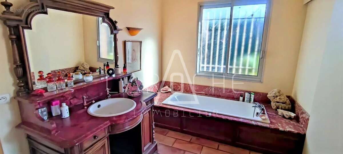 Maison à SAINT-CYPRIEN