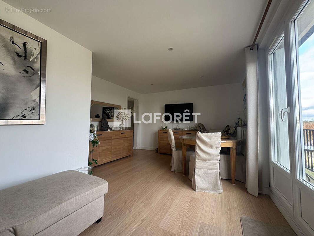 Appartement à VILLERS-SOUS-SAINT-LEU