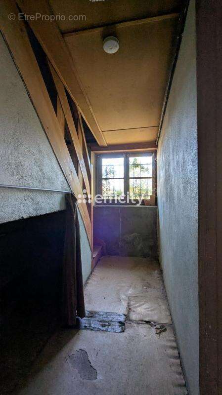 Maison à SAINT-REMY-SUR-DUROLLE