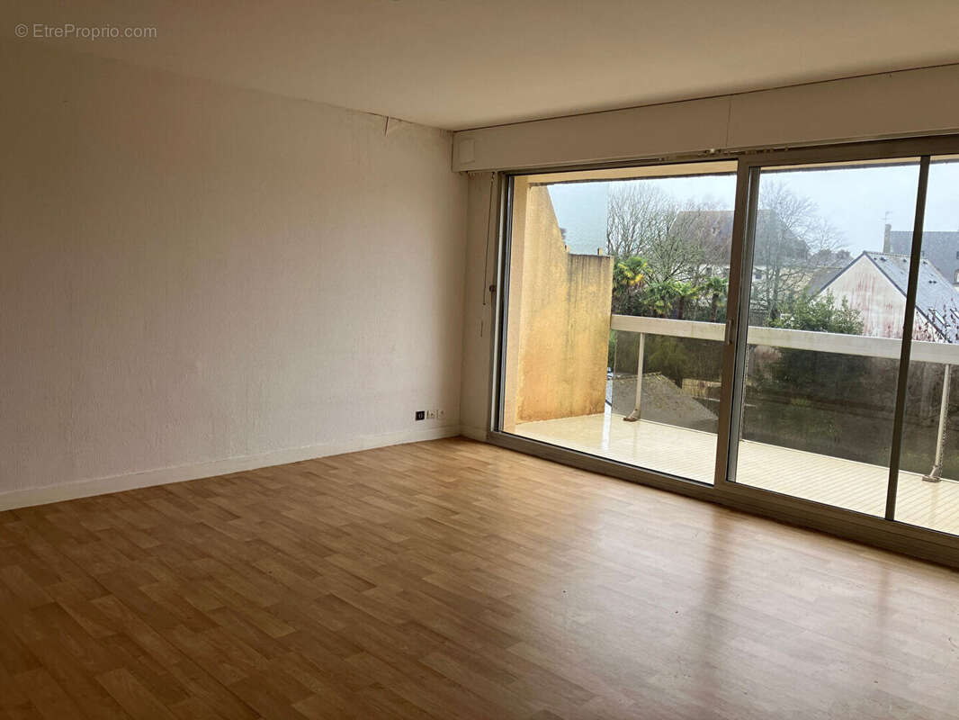 GRAND T.2 à  hyper centre ville d'AURAY- 57 m² - photo 13