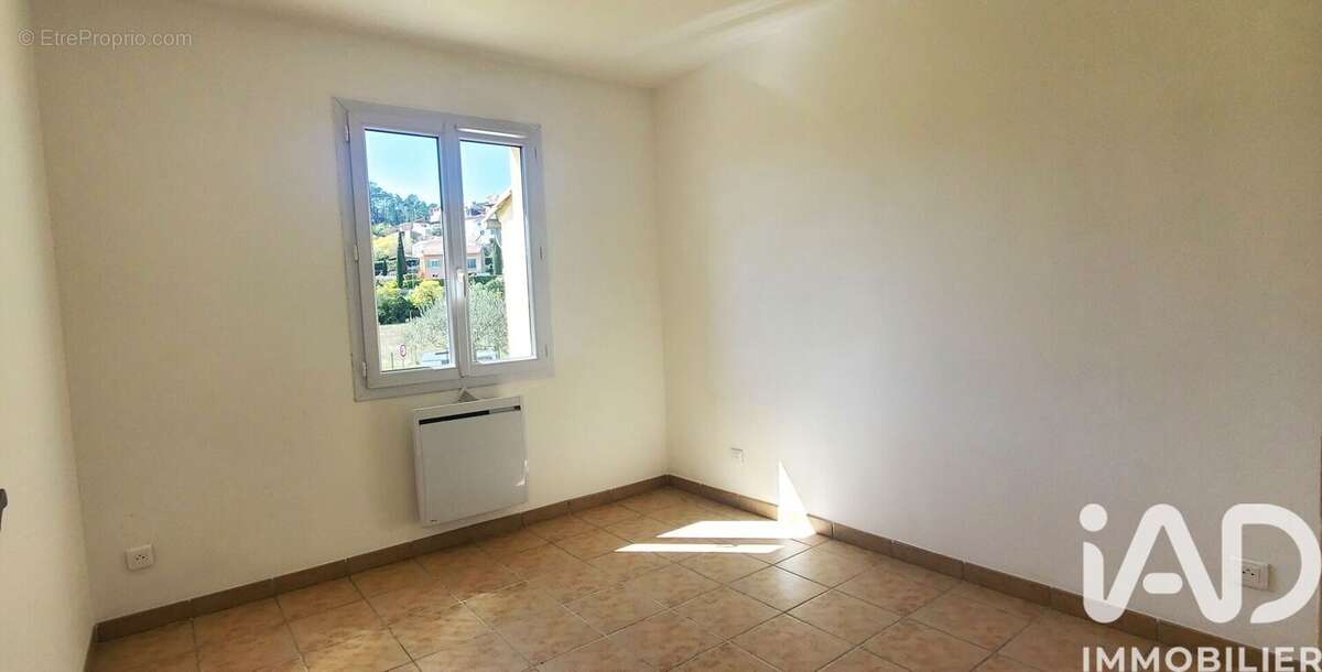 Photo 2 - Maison à SAINT-BRES