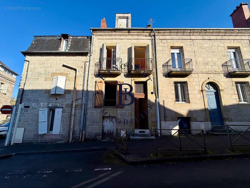 Maison à BRIVE-LA-GAILLARDE