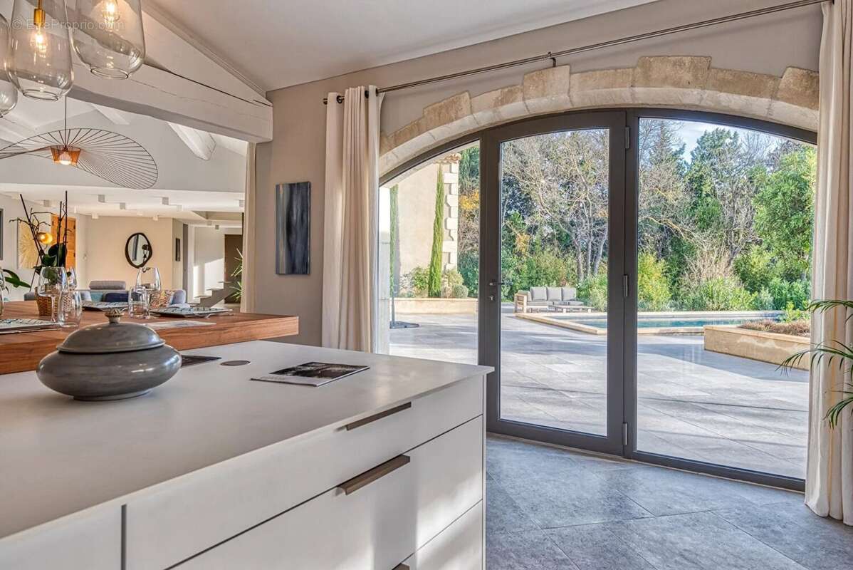 Maison à MAUSSANE-LES-ALPILLES