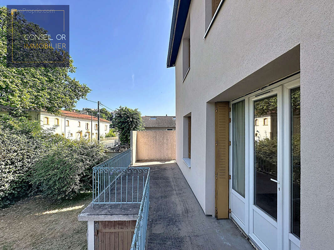 Maison Saint Genis Laval 4 pièce(s) 165 m2 - photo 5