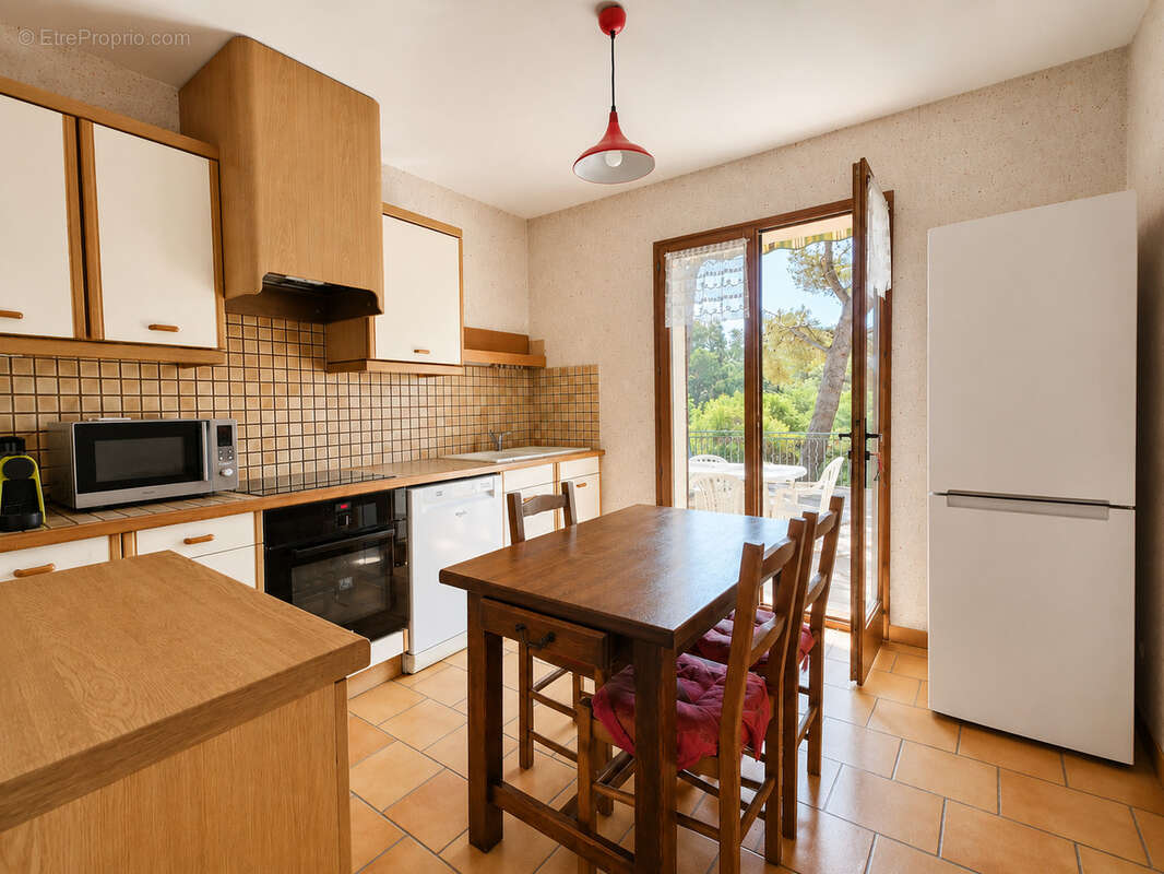 Maison individuelle de 87 m2   À 5 minutes à pied de la plage de la Garonne - photo 4
