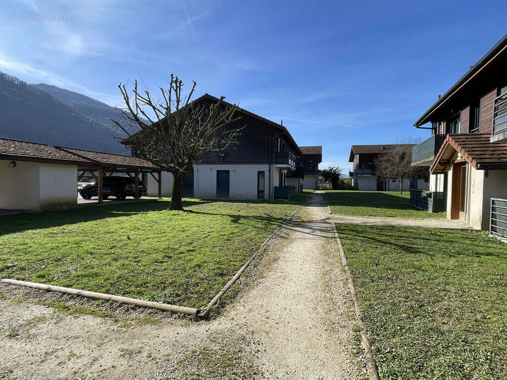 Appartement à TENCIN