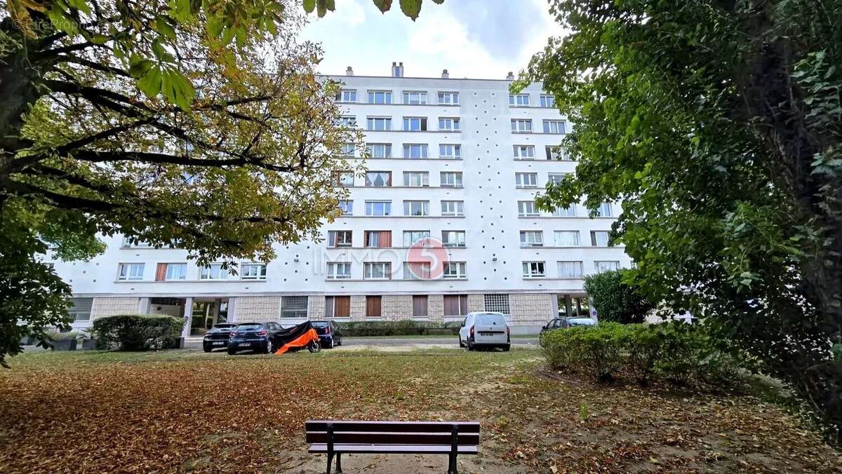 Appartement à LE RAINCY