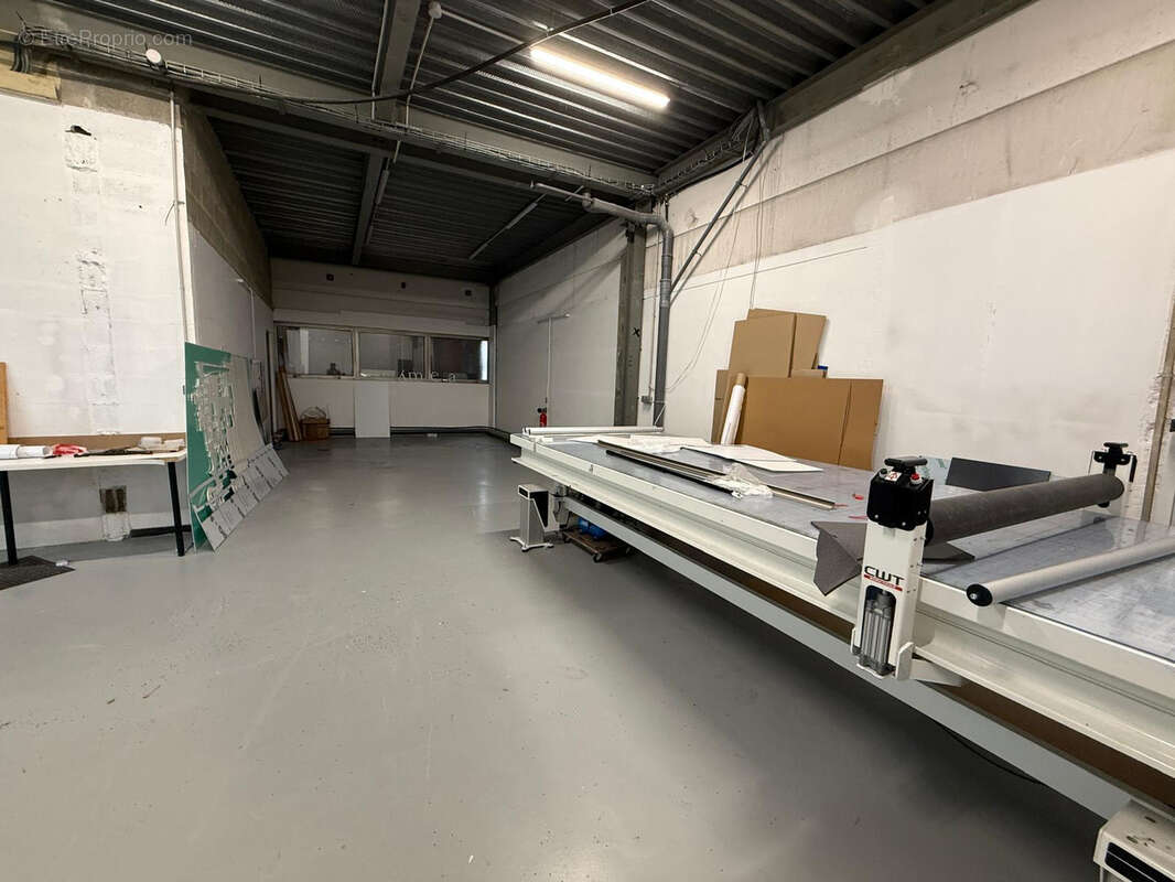 Commerce à NOISY-LE-GRAND