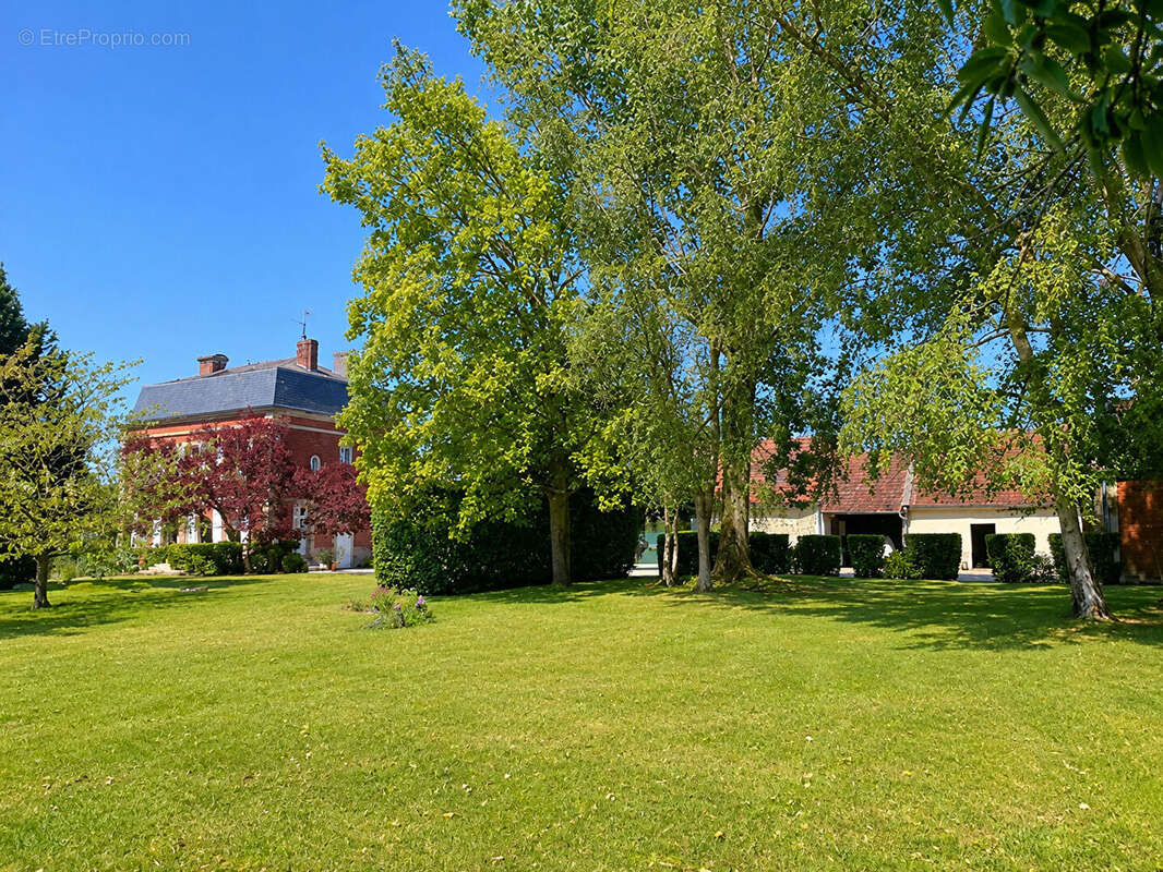 Maison 273 m² à Pont-Sainte-Maxence  - photo 4