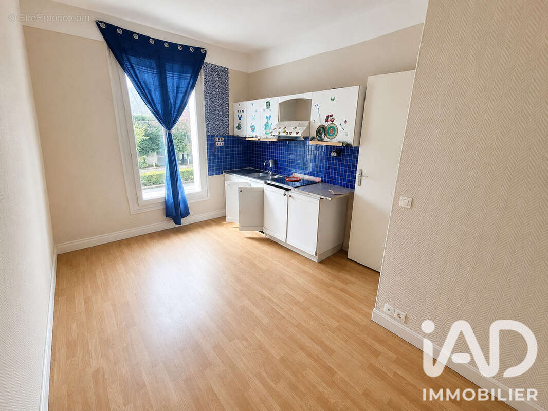 Photo 2 - Appartement à SAINT-DENIS