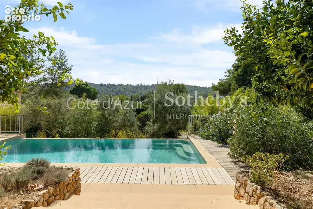 Biot, villa provençale avec piscine dans un domaine sécurisé - photo 3