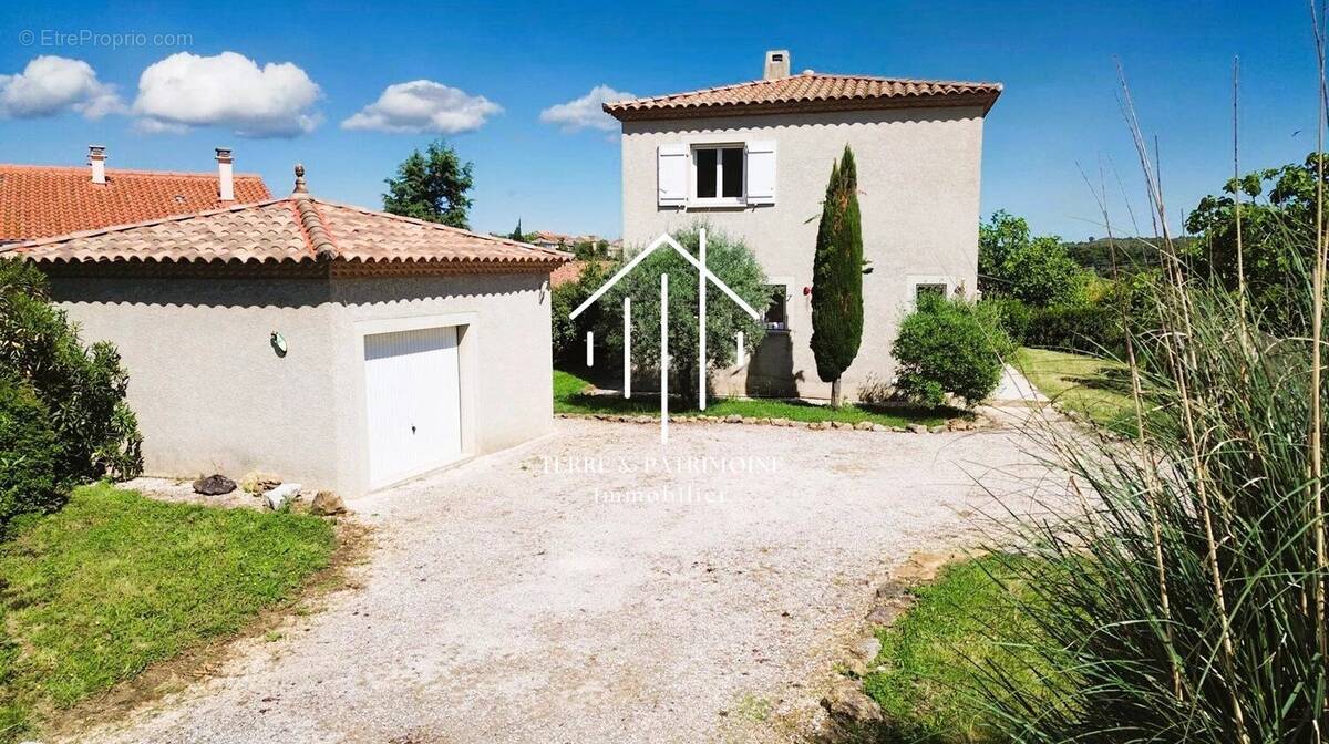 Maison à SAINT-PAUL-LE-JEUNE