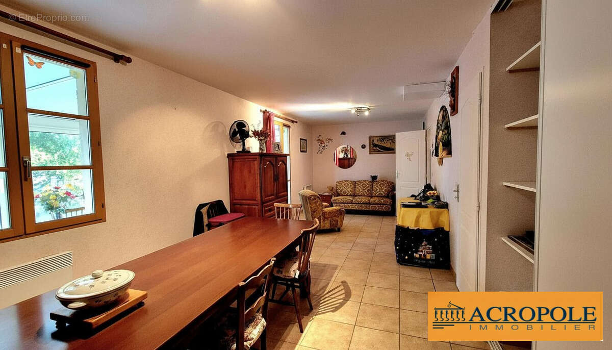 Maison à BRINON-SUR-SAULDRE