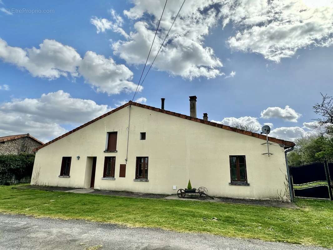 Maison à SAINT-CLAUD