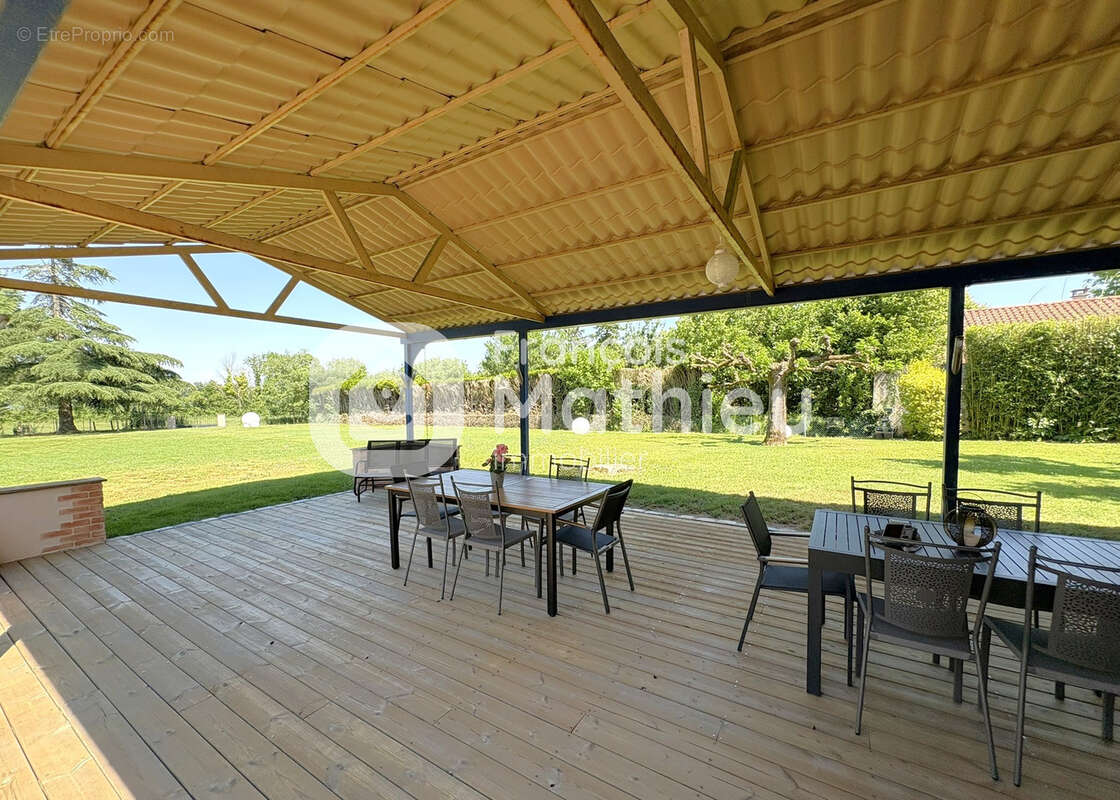 BOULIGNEUX - Propriété de caractère sur 2 211 m2 de terrain - photo 6