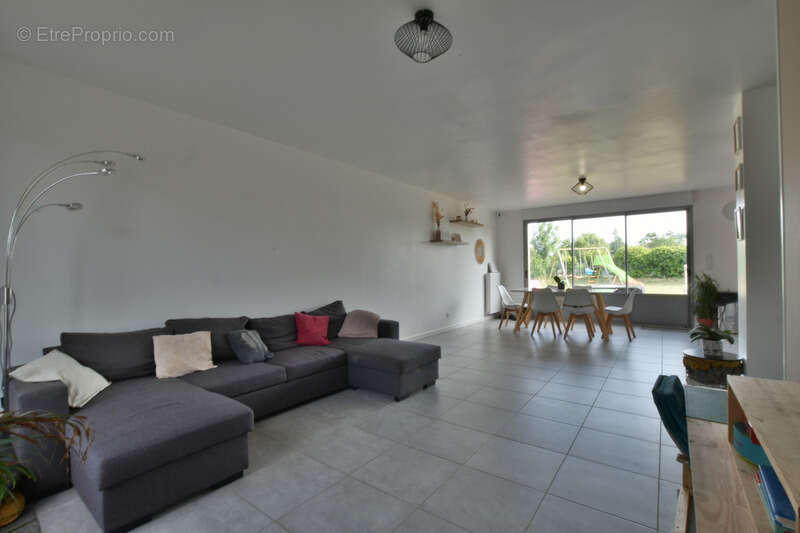 Maison à SEICHES-SUR-LE-LOIR